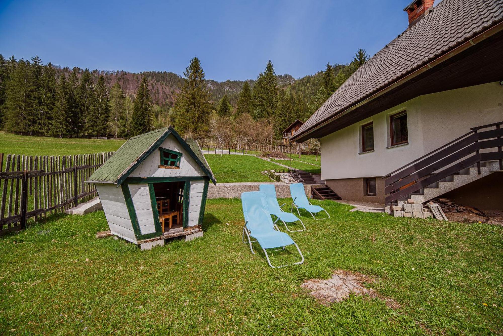 Holiday Home Vila Kopriva Gozd Martuljek Exteriör bild